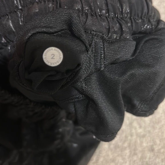 Lululemon shorts, size 2, chat me if there is any questions - Picture 3 of 4